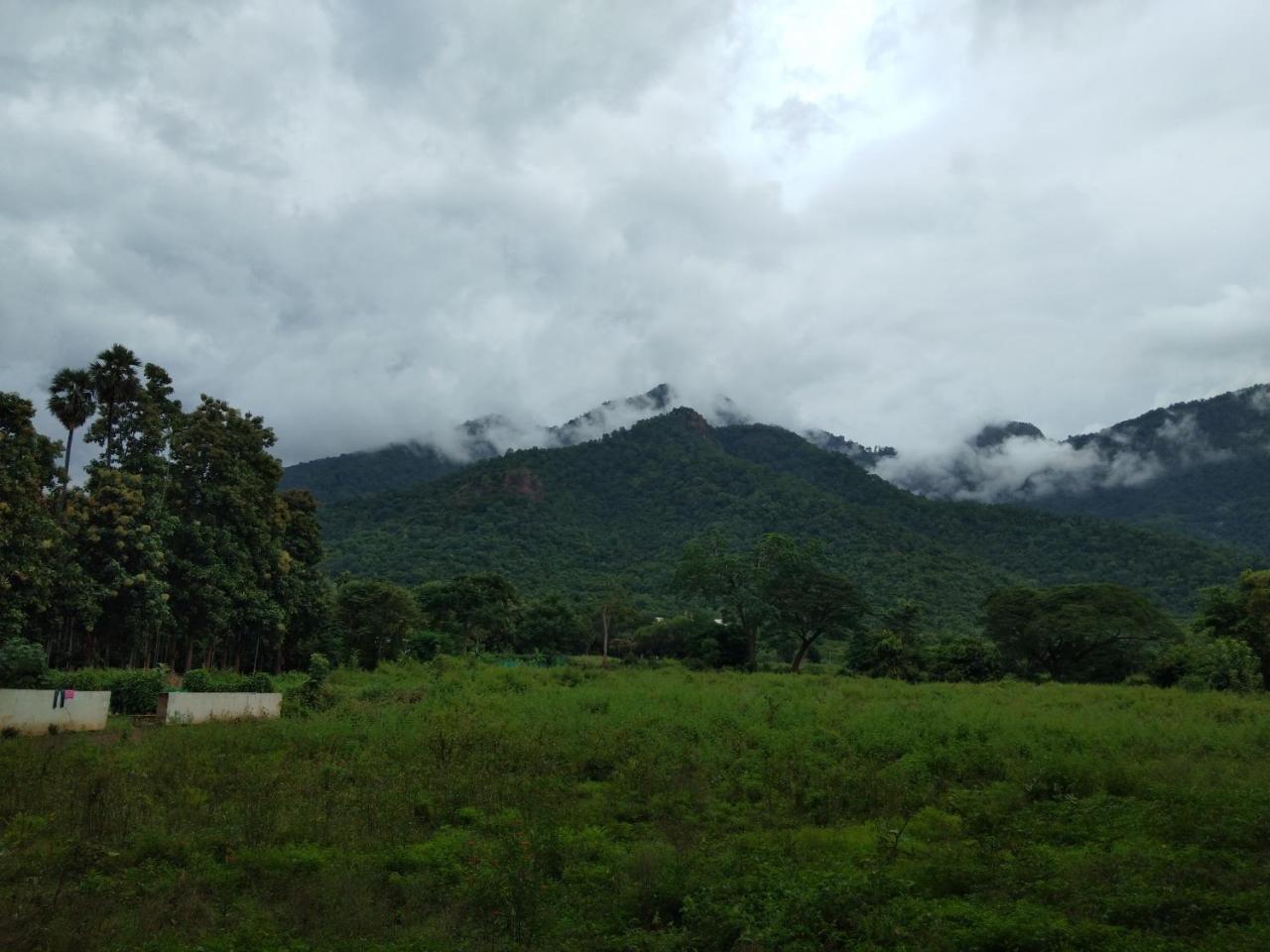 Drizzle Drop Inn Ooty Exterior foto